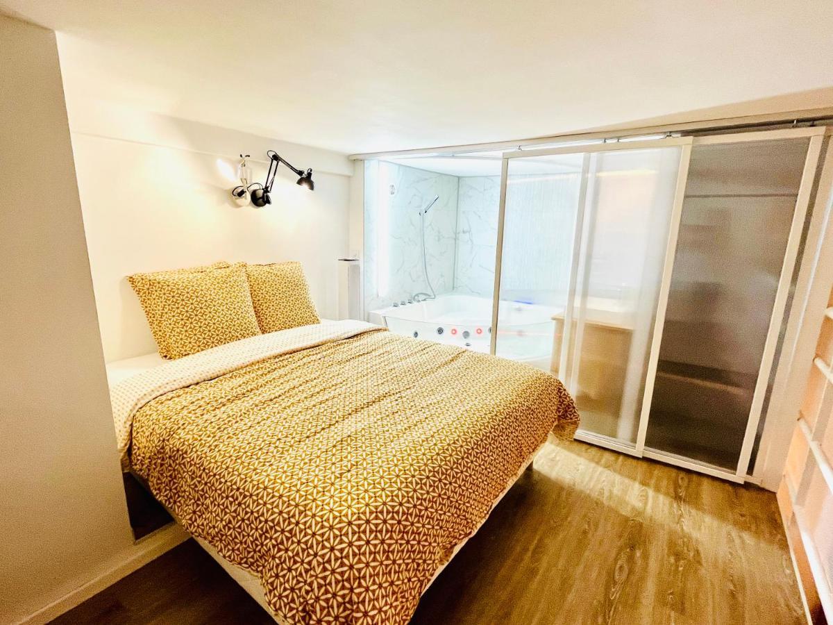 Duplex-Ceiling Height 1,9M-Free Private Parking-Self Check In !! Duplex Climatise-Hauteur Sous Plafond 1,9M-Parking Prive Gratuit-Arrivee Autonome !! Αβινιόν Εξωτερικό φωτογραφία